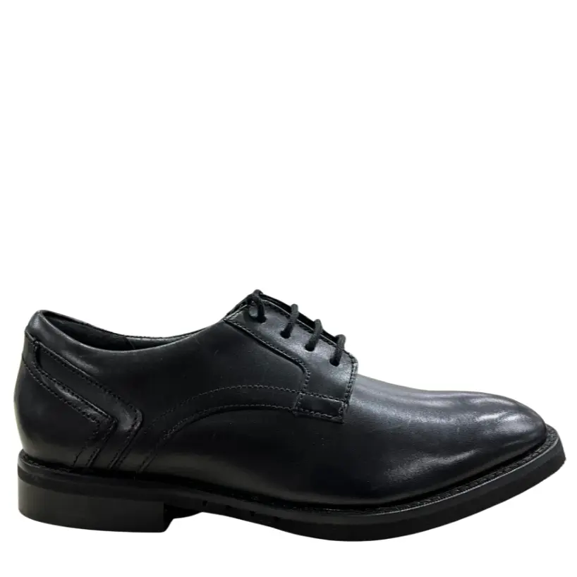Clarks Unhughlace Black